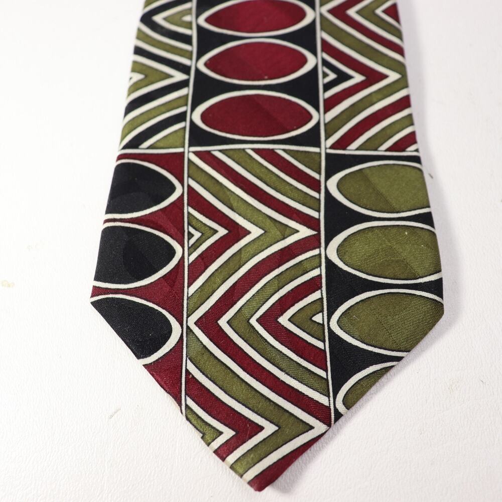 Vtg Martin Wong Screenplay Tie Mens 57 in Silk Burgundy Green Black Geo Wide